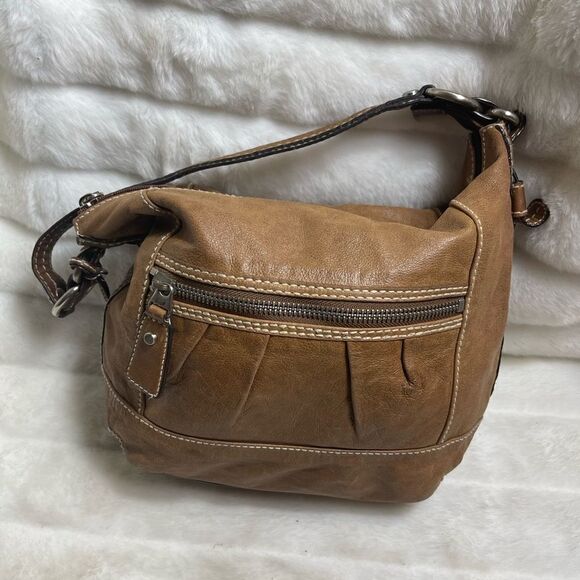Fossil vintage leather brown shoulder bag with silver tone accent and ha… - Picture 3 of 11